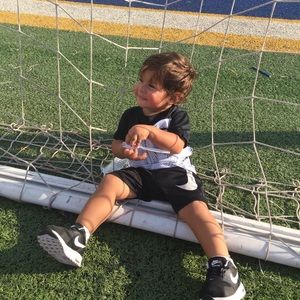 Meet your Posher, Manuel